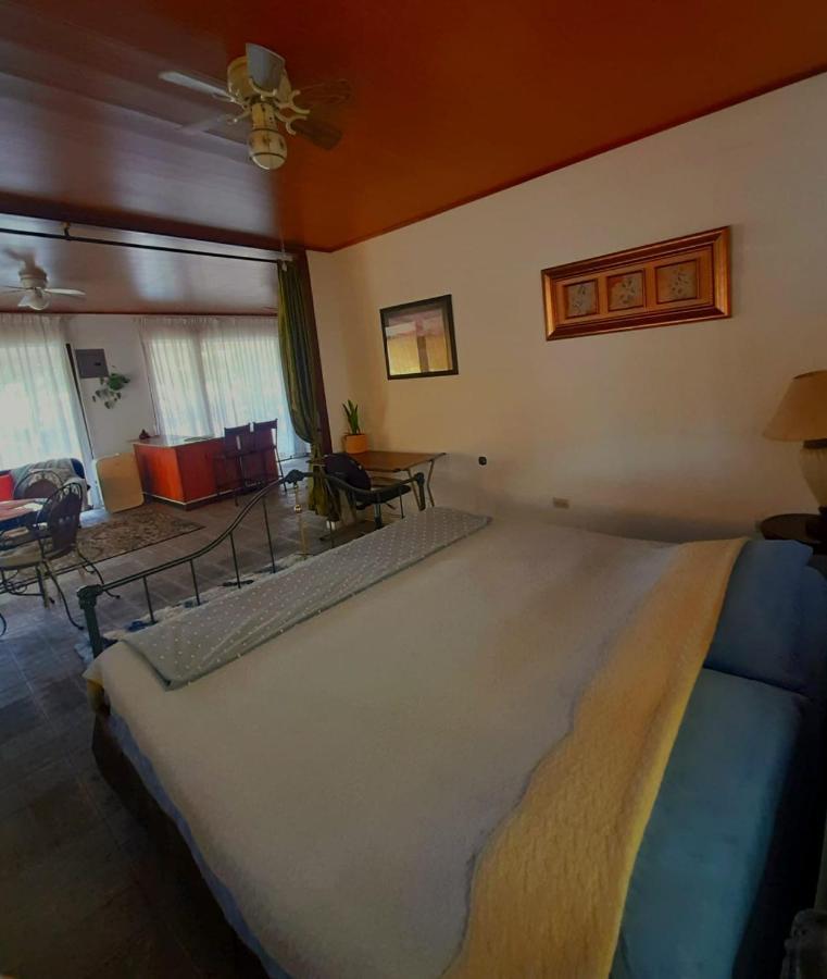 Nirvana Apartament Hostal Río Segundo Exteriér fotografie